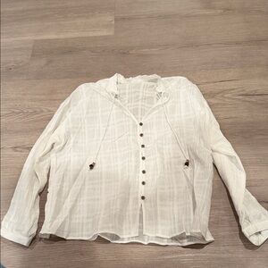 Women's White Button-Up Top